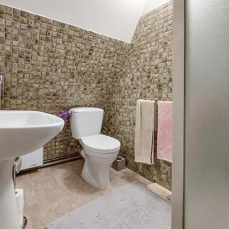 Charmante Maison Avec Piscine