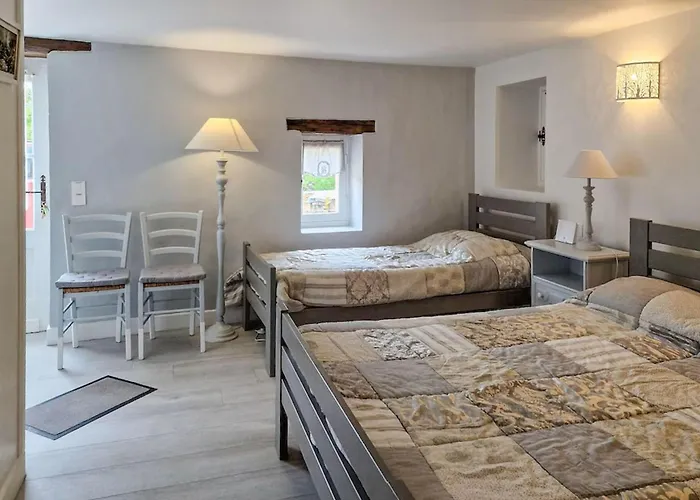 Charmante Maison Avec Piscine Vakantiehuis *